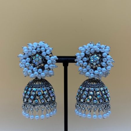Pearl parí jhumka earrings